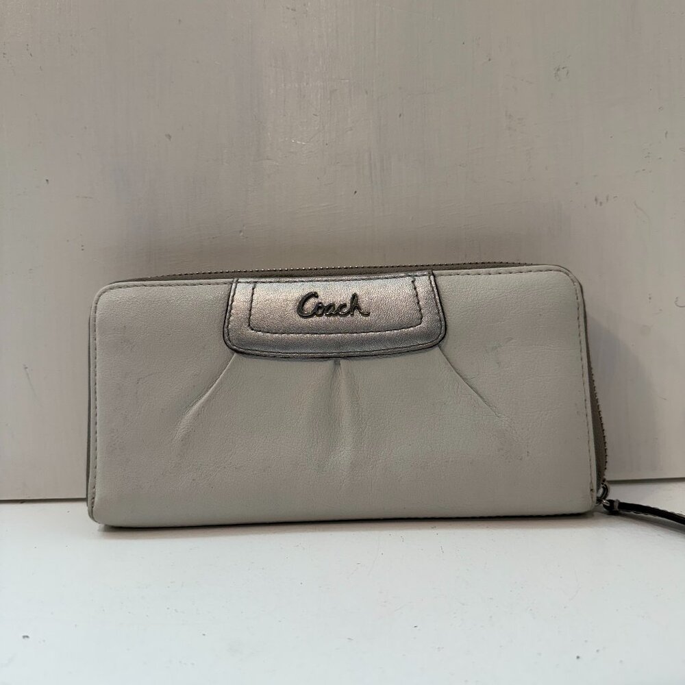 Coach Long Accordion Zip Around Wallet Leather Ivory White